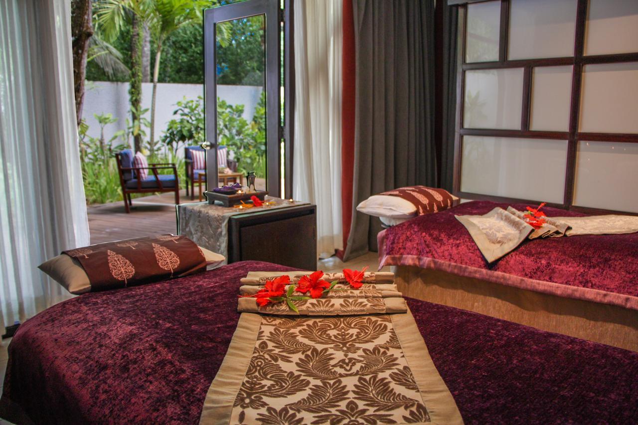 Avani Barbarons Seychelles Resort Grand Anse  Exterior foto