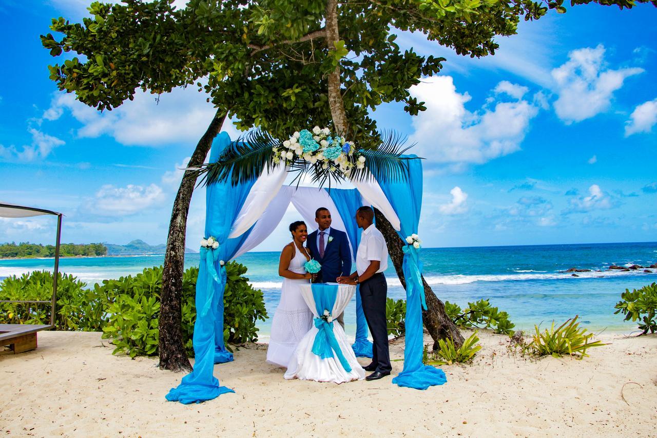 Avani Barbarons Seychelles Resort Grand Anse  Exterior foto